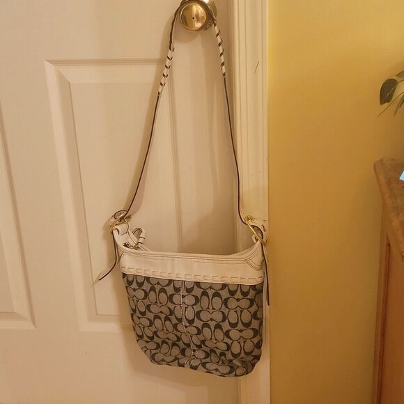 COACH BLEEKER MONOGRAM BUCKET BAG - Picture 7 of 9